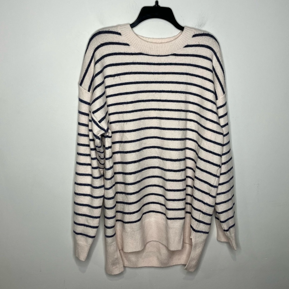 Thread & supply blue & white striped sweater new with tags women’s size XL‎